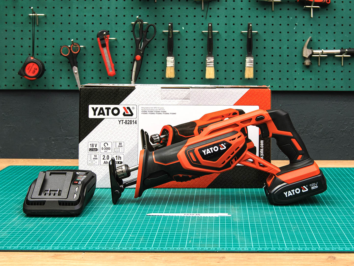 Сабельная пила YATO 18В YT-82814  (02-06094)