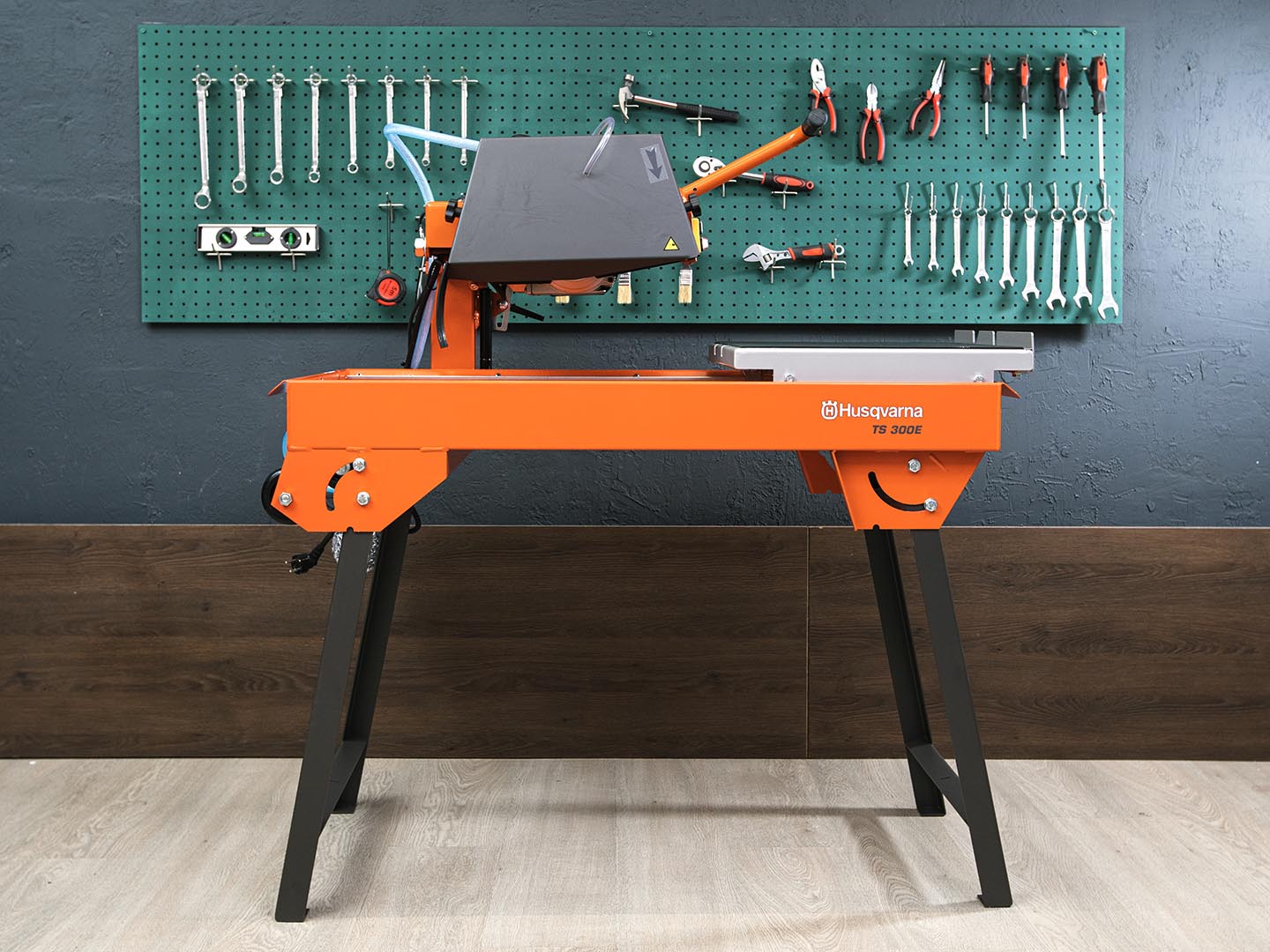 Камнерезный станок Husqvarna TS 300 E  (01-18013)