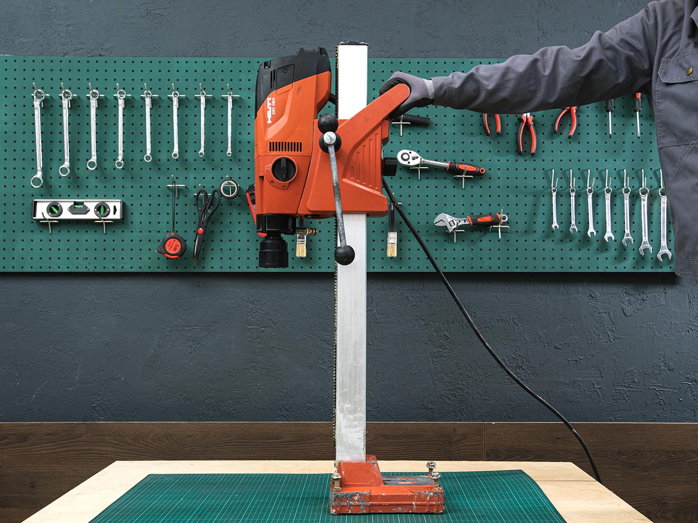 Установка алмазного бурения Hilti  DD 160  (02-18013)