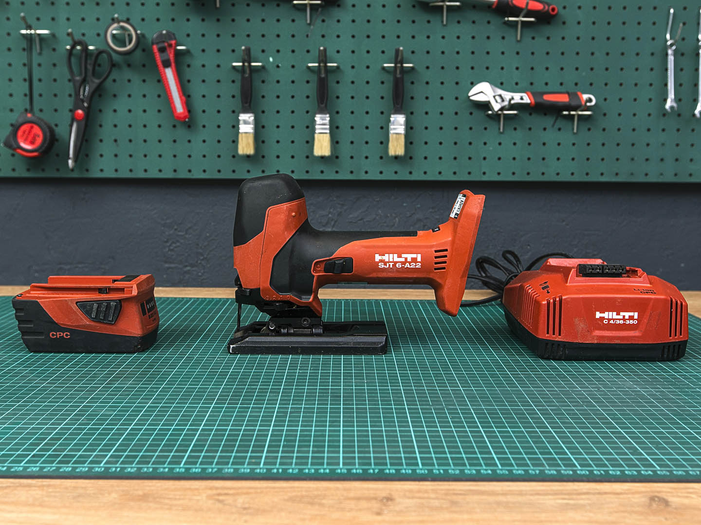 Аккумуляторная лобзиковая пила Hilti SJT 6-A22  (02-29122)