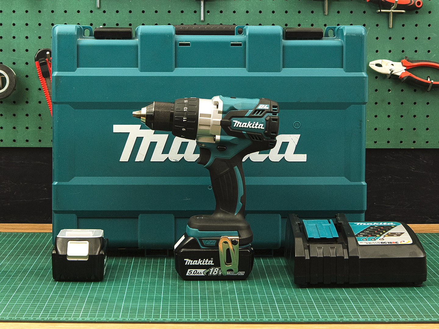 Шуруповерт Makita DHP481  (02-04075)