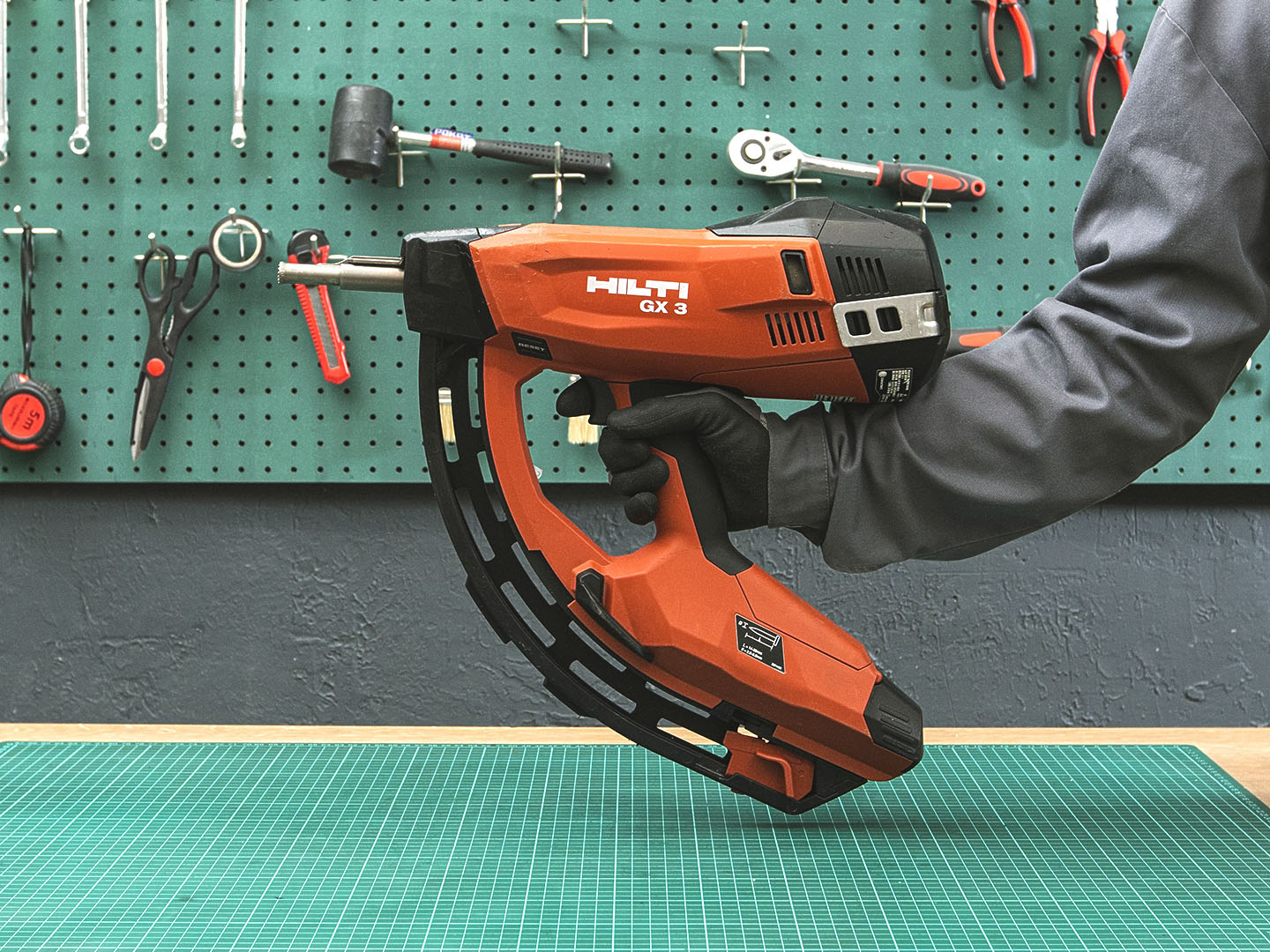 Газовый монтажный пистолет Hilti GX 3 (01)  (01-28033)